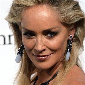 Шарън Стоун търси голямата любов 2700