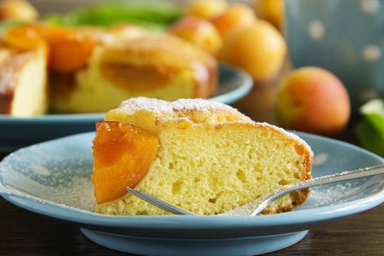 Сладкиш с праскови