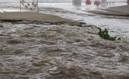 Воден ад в Приморско! Река Ропотамо ПРЕЛЯ и заля града!