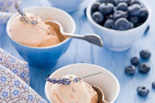 Сладолед от праскови