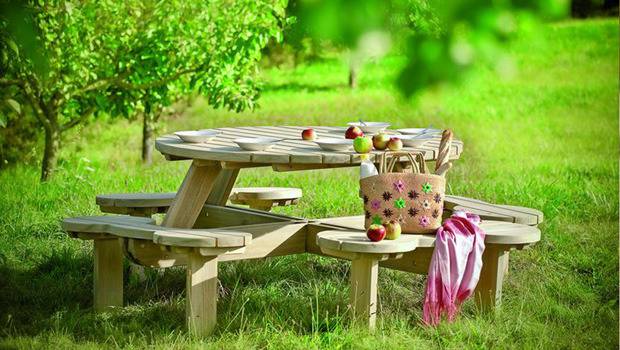 Градинска маса