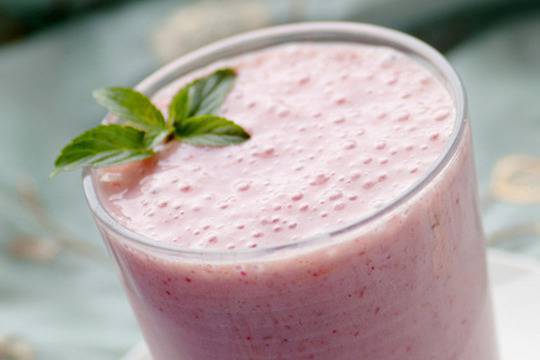 Малиново смути здравословно