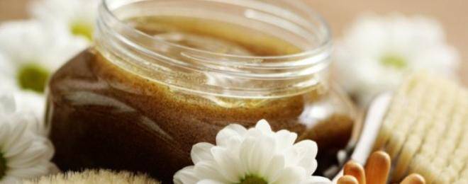 Домашен ексфолиант за лице и тяло