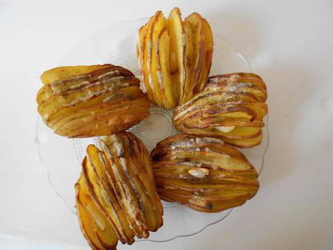 Печени картофи с чеснов аромат