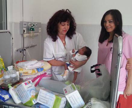 Пловдивски лекари направиха дарение за 17-дневно болно сирийче