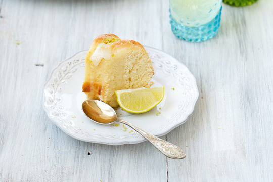 Лимонов кекс с кокосово мляко