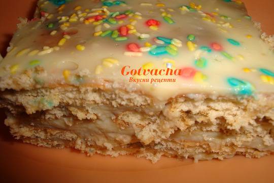 Торта с бисквити и нишесте