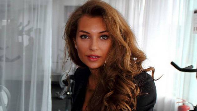 Няма да повярвате! Никол Станкулова получи най-необичайния подарък за рождения си ден!