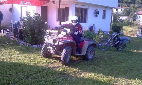 Ченгетата рекетьори от „Сигма“ тънат в лукс