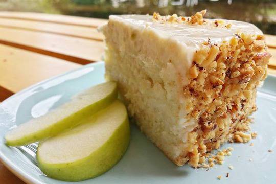 Домашна ябълкова торта