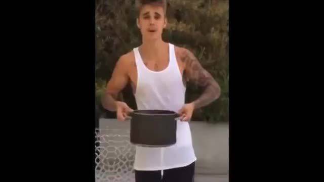 Джъстин Бийбър предизвика Обама