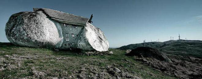 Каменната къща на семейство Флинтстоун