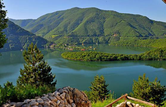 Язовир Въча