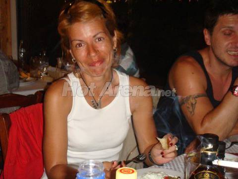 Шок! Асен Блатечки официално се прибра при жена си! Заряза Диляна и бебето!