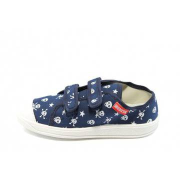 Детски сини кецове МА 063 синьо на черепчетаKP