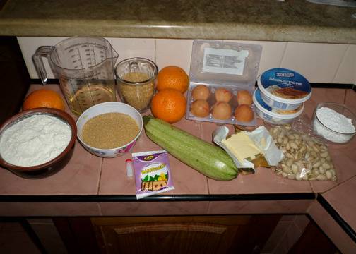 Торта с тиквички и портокали