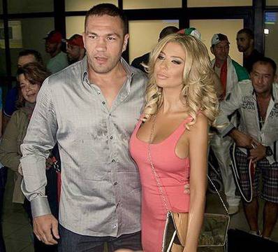 Кубрат Пулев и Андреа се женят на ринга след мача с Кличко