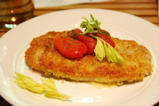 Кордон бльо с топено сирене