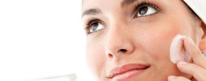 Маска за лице с куркума премахва пигментни петна