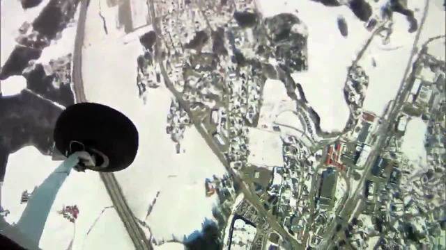 Кристиян Стойнев – Америка търси таланти 2014, балансиране с две кученца