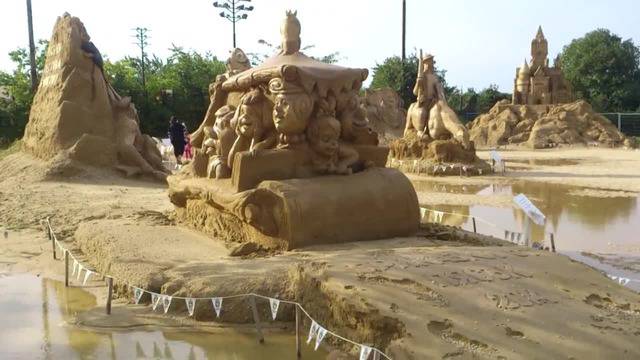 ПРИКАЗНИТЕ Пясъчни Фигури В Бургас