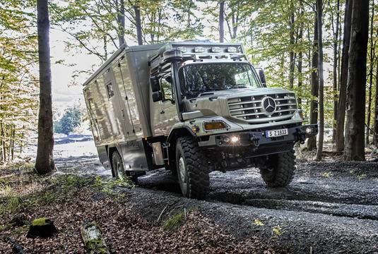 Mercedes Zetros стана луксозен дом на колела