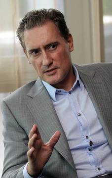 Кирил Домусчиев: Предлагат ми да купя клуб от Англия