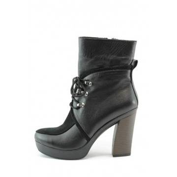 Дамски боти черни на ток МИ 108ЧKP