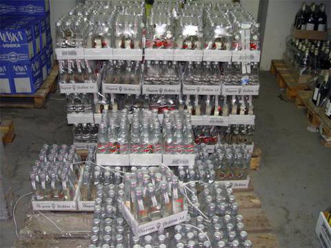 Българи са арестувани в Гърция за нелегален внос на алкохол