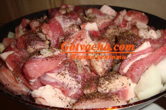 Бързо и вкусно-пържено свинско месо