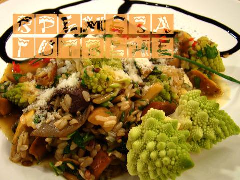 Ризото с диви гъби и карфиол „Романеско“