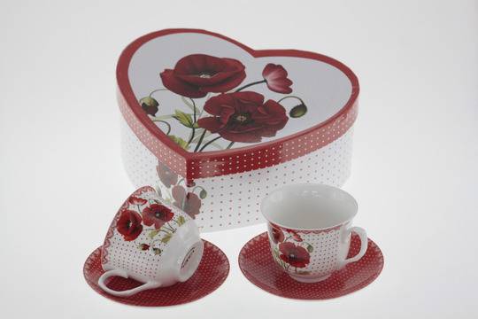 Порцеланови чаши за чай и кафе с подаръчна кутия