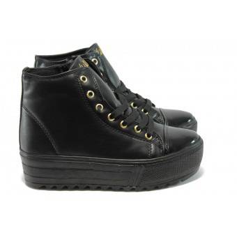 Дамски спортни боти МИ 415 черен