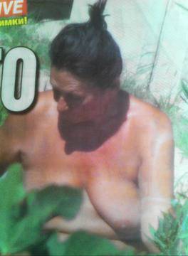 Йорданка Христова се пече без бански (снимки)