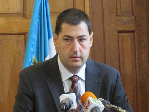 Иван Тотев: Голямата разлика между ГЕРБ и БСП не ме радва особено