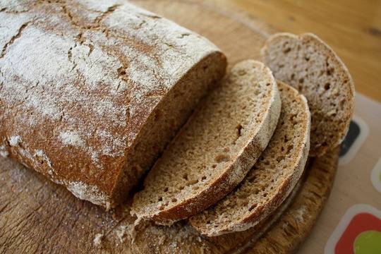 Хляб с брашно от рожков