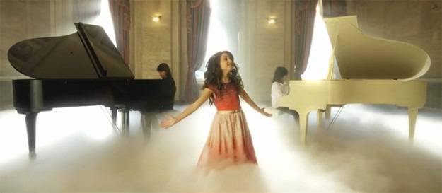 Вижте песента на Крисия за детската Евровизия (видео)