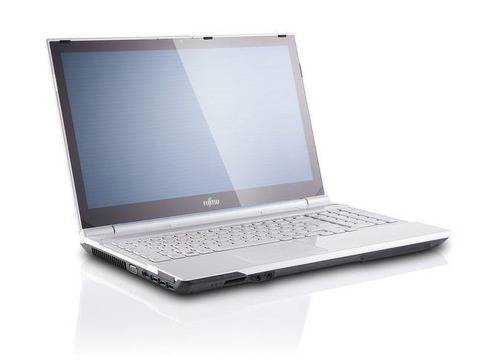 Fujitsu LIFEBOOK AH562 ревю