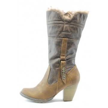 Дамски ботуши кафяви на ток с цип Tamaris 25410КKP