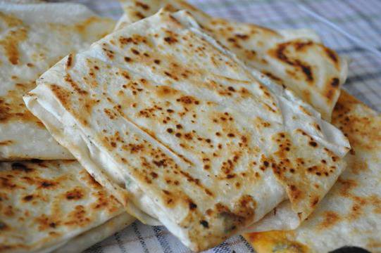 Бързи банички на сач (гюзлеми)