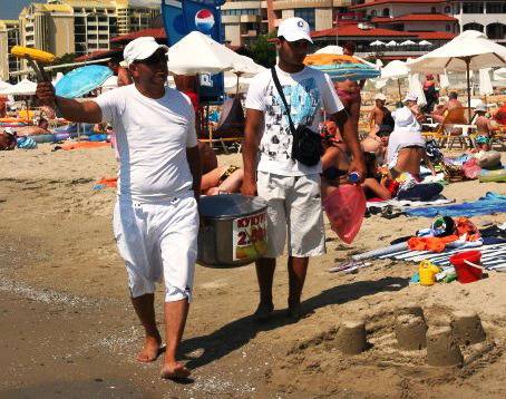 Варена царевица на плажа