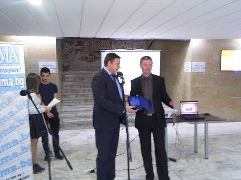 Динко Кумбаров е „Любим учител на 2014“ в Пиринско