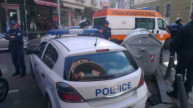 Баща уби 2-годишната си дъщеря и се обеси