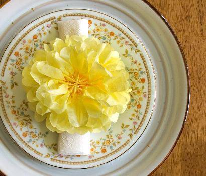 ПОМ ПОМ ЦВЕТЕ ЗА САЛФЕТКА, ЕТО КАК