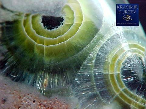 Какво казва Библията за минерали и кристали?