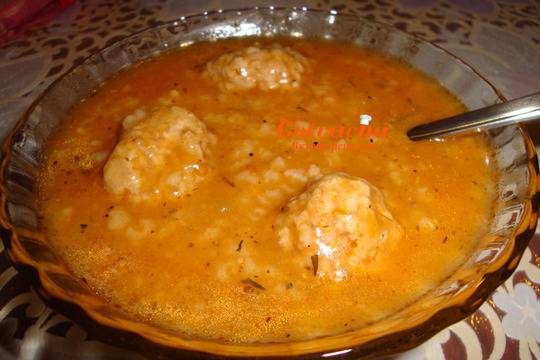 Ориз с доматен сос и кайма