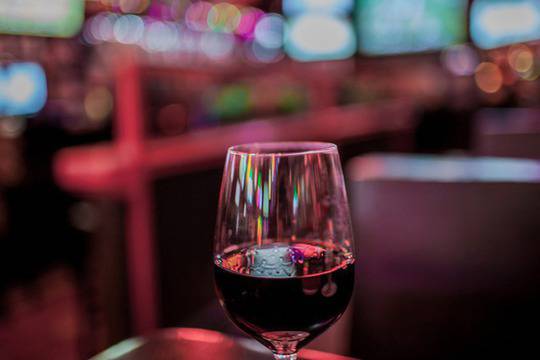 Чаша вино на ден е полезна срещу инфаркт
