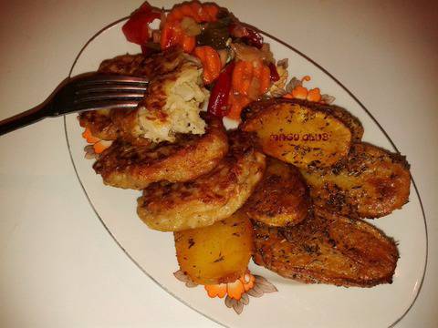 КЮФТЕТА ОТ ПРЯСНО ЗЕЛЕ