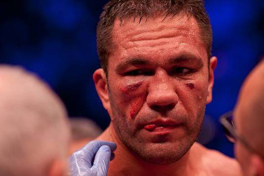 Ти мен уважаваш ли ме или не ме уважаваш?!