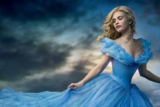 „Пепеляшка“ на „Дисни“ като игрален филм